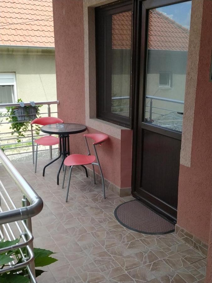 Studio 2 Golubac Esterno foto
