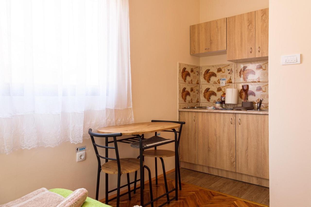 Studio 2 Golubac Esterno foto